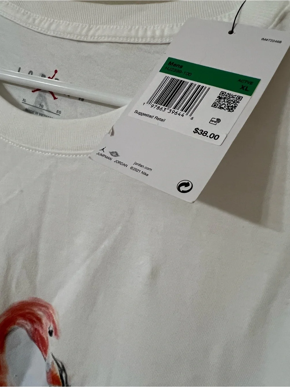Flamingo Basketball Jordan Flight Essentials white t-shirt